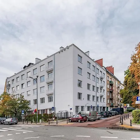 Zelazna 101 By Homeprime Apartman